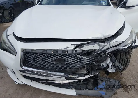 2017 Infiniti Q50 2.0T Premium z USA, uszkodzony, nr VIN JN1CV7AR8HM681116